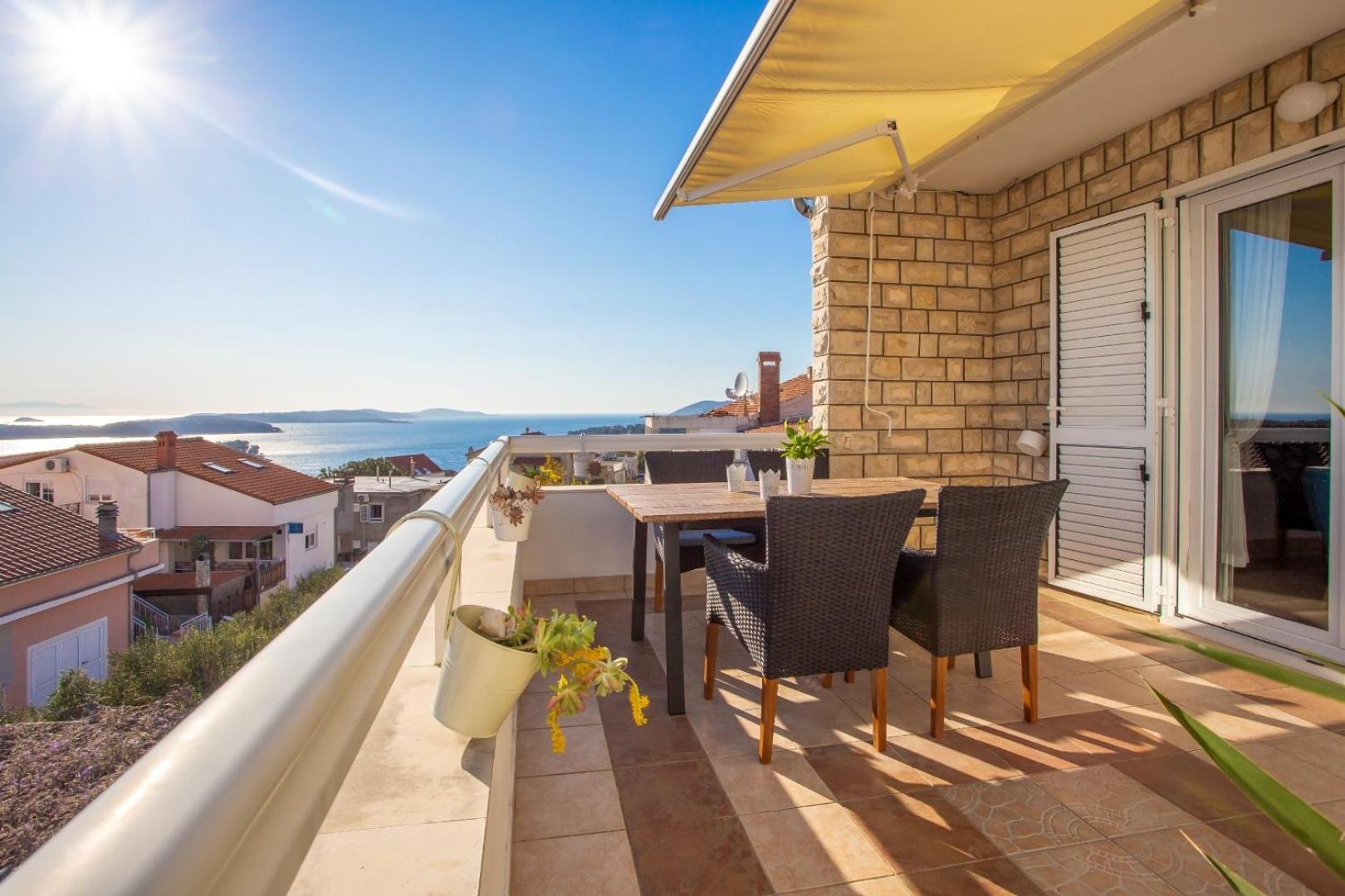 Peaceful Apartment With Beautiful View 赫瓦尔 外观 照片